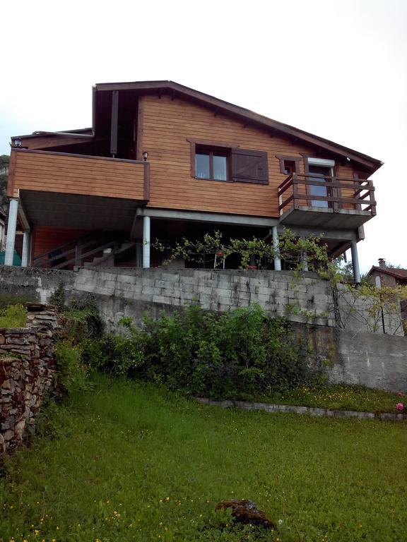 Au Chalet D'Anna Saint-Rambert-en-Bugey Exterior photo